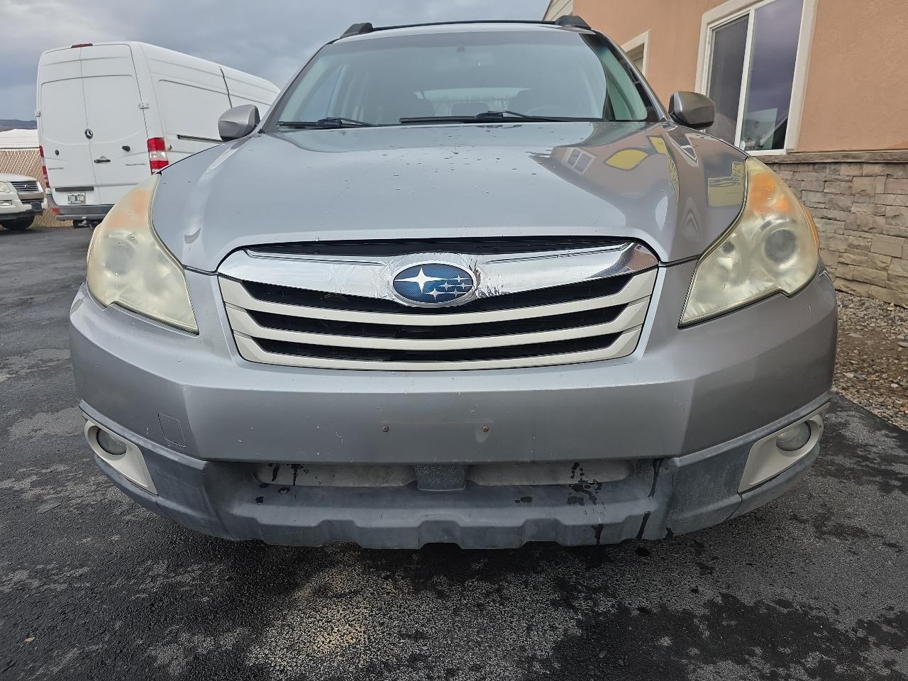 Subaru Outback 4dr Wgn H4 Auto 2.5i Prem AWP 2011