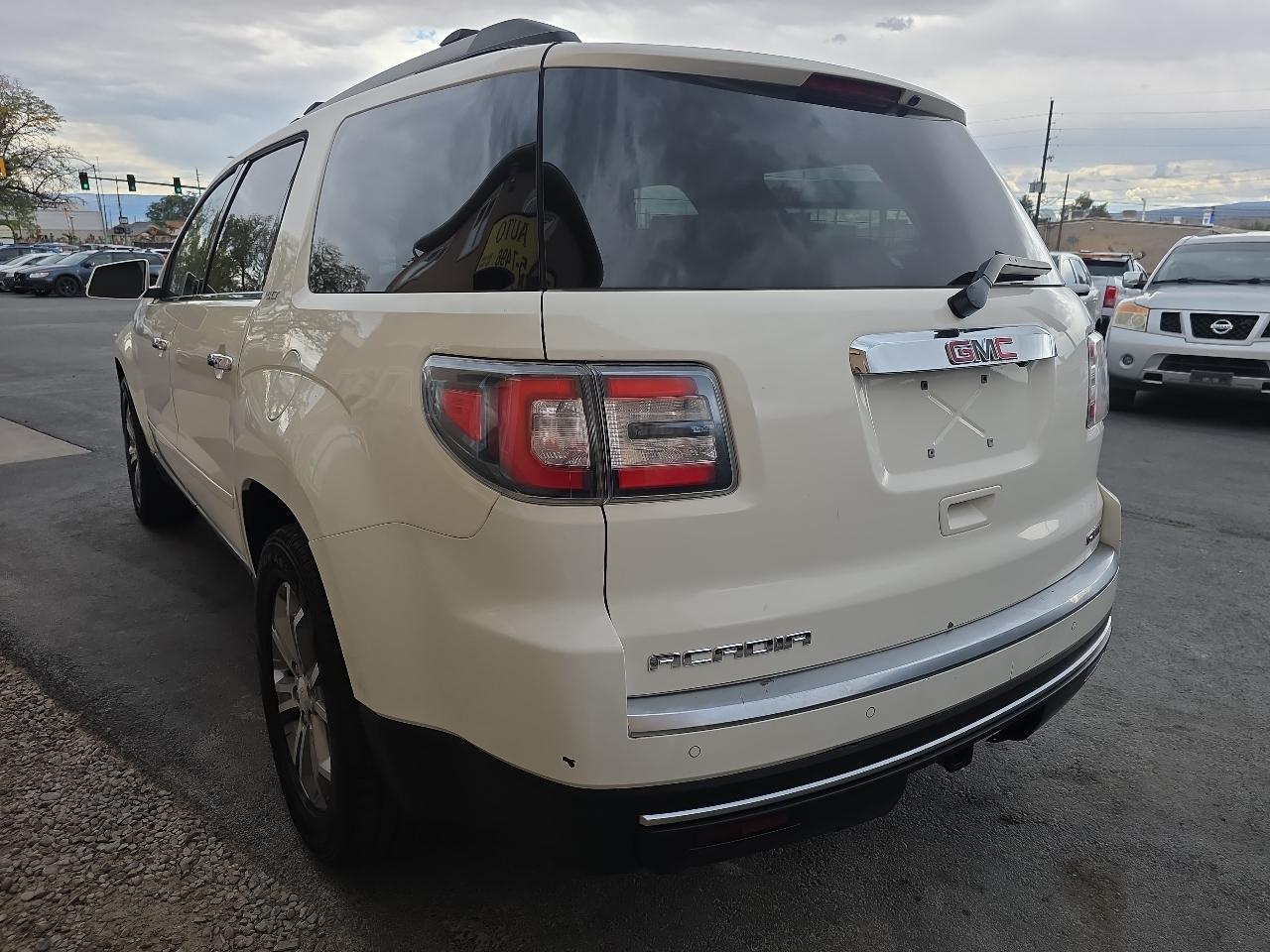 GMC Acadia AWD 4dr SLT w/SLT-1 2015