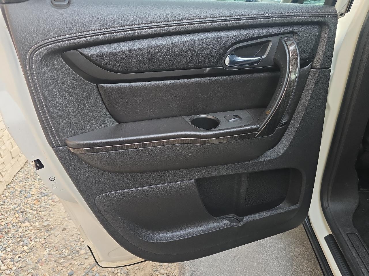 GMC Acadia AWD 4dr SLT w/SLT-1 2015