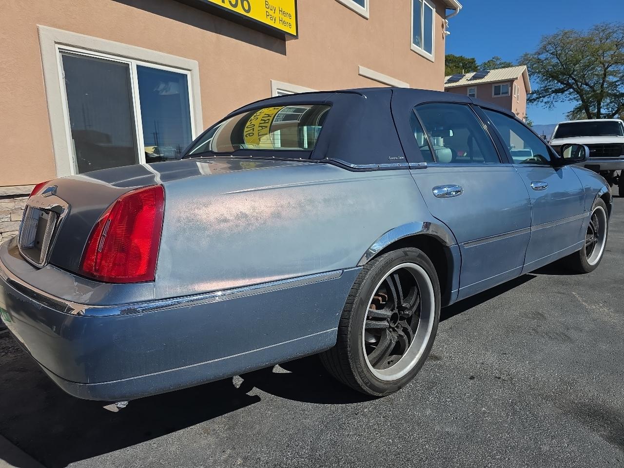 Lincoln Town Car 4dr Sdn Executive 1999
