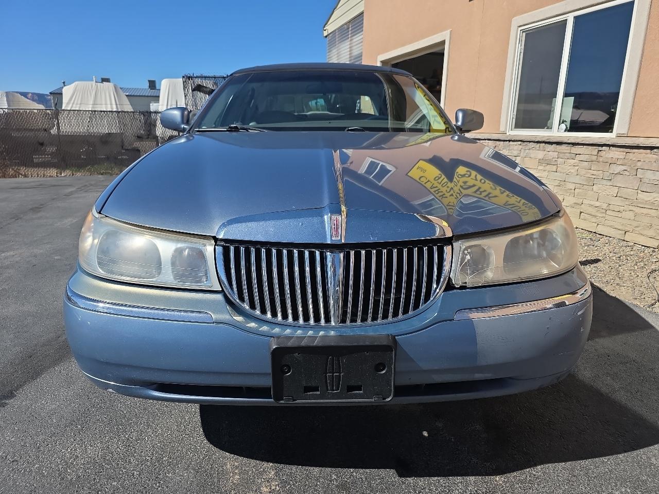 Lincoln Town Car 4dr Sdn Executive 1999