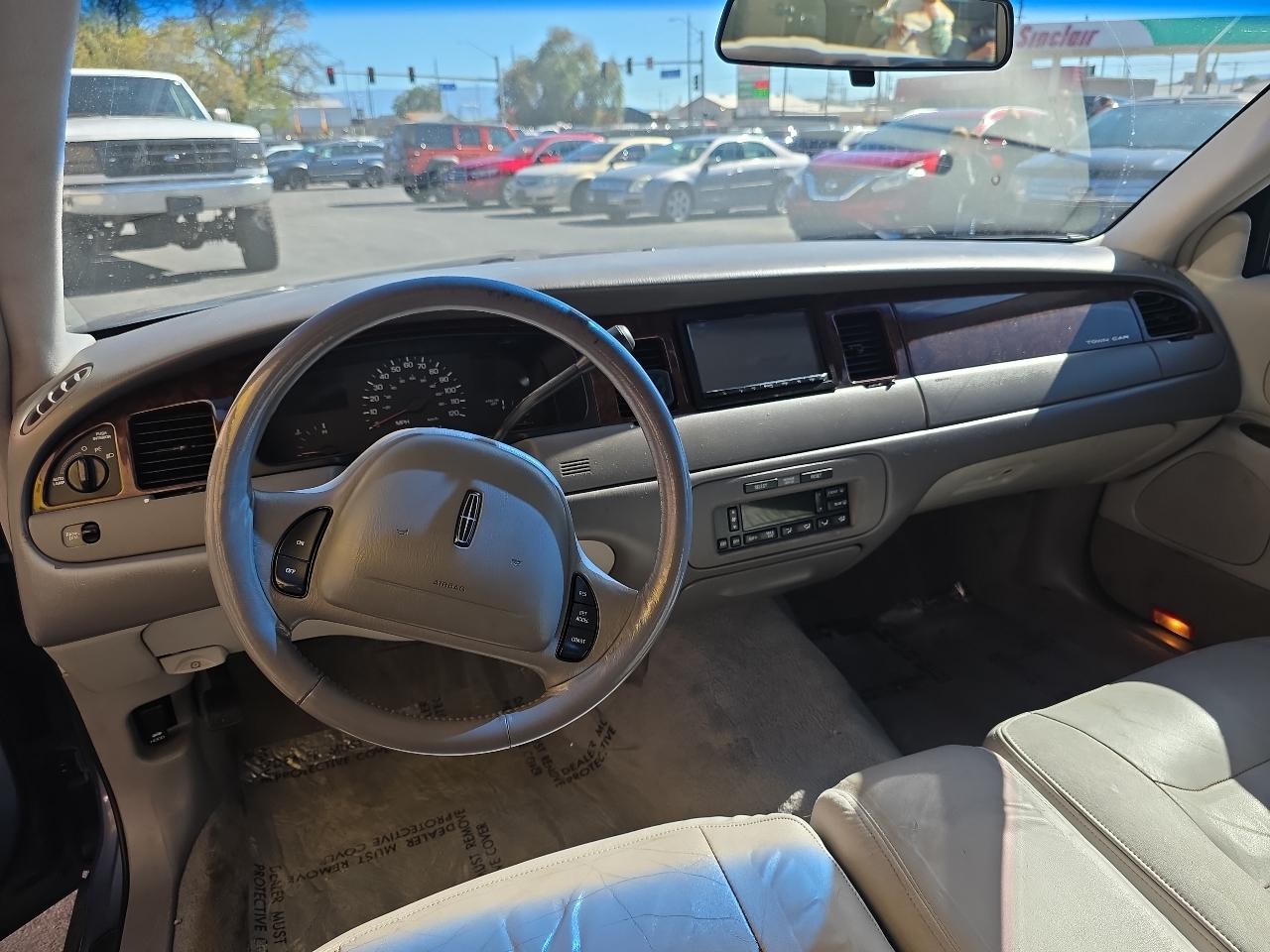 Lincoln Town Car 4dr Sdn Executive 1999