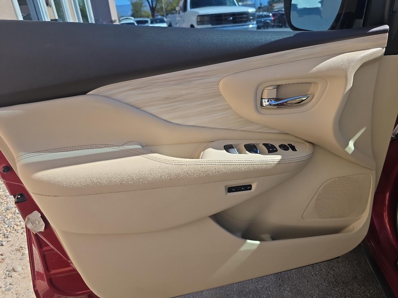 Nissan Murano FWD 4dr Platinum 2015