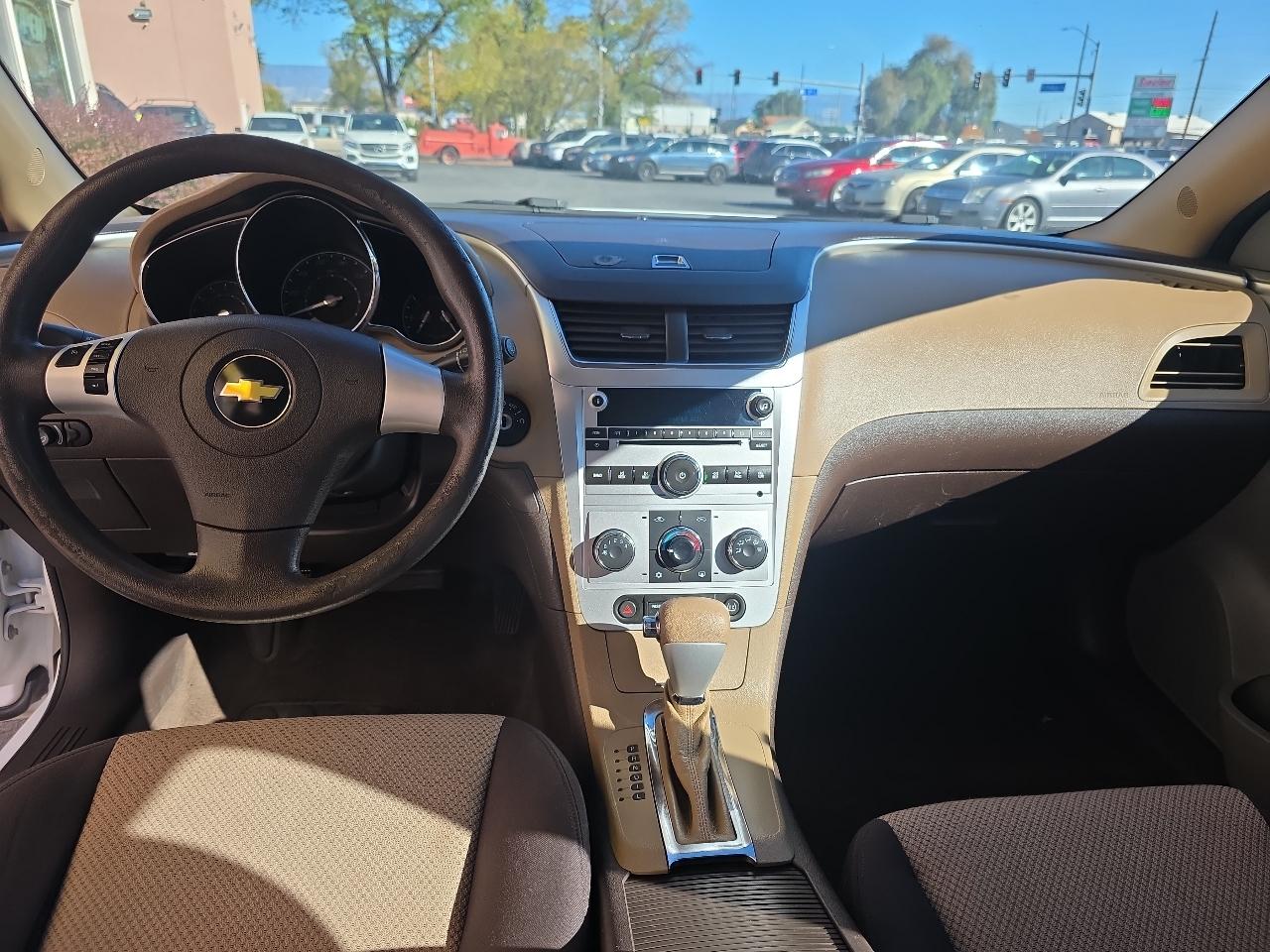 Chevrolet Malibu 4dr Sdn LS w/1FL 2010