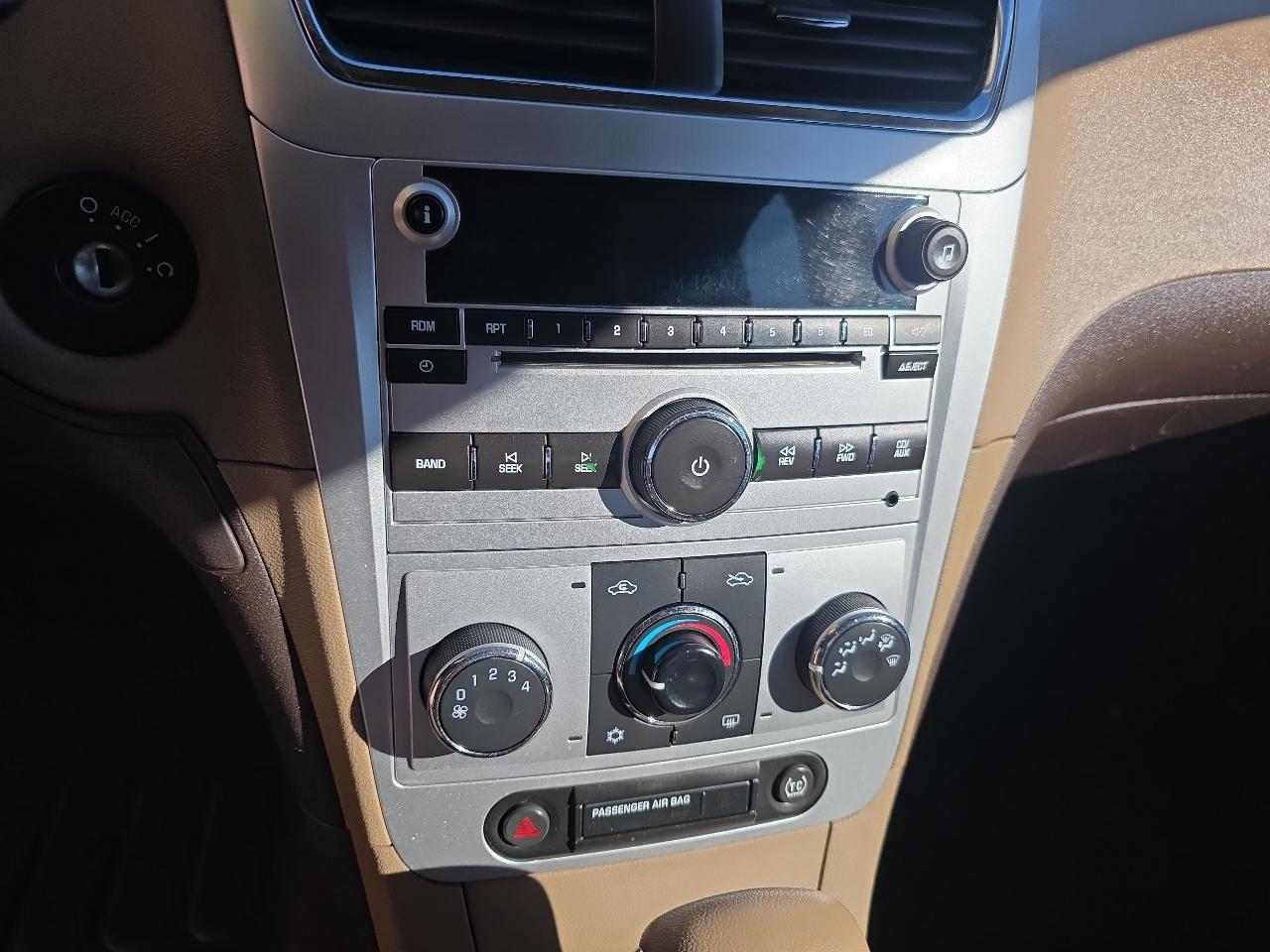 Chevrolet Malibu 4dr Sdn LS w/1FL 2010