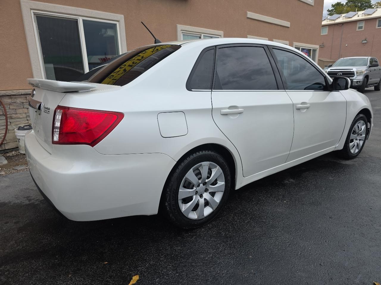 Subaru Impreza Sedan 4dr Auto 2.5i 2010