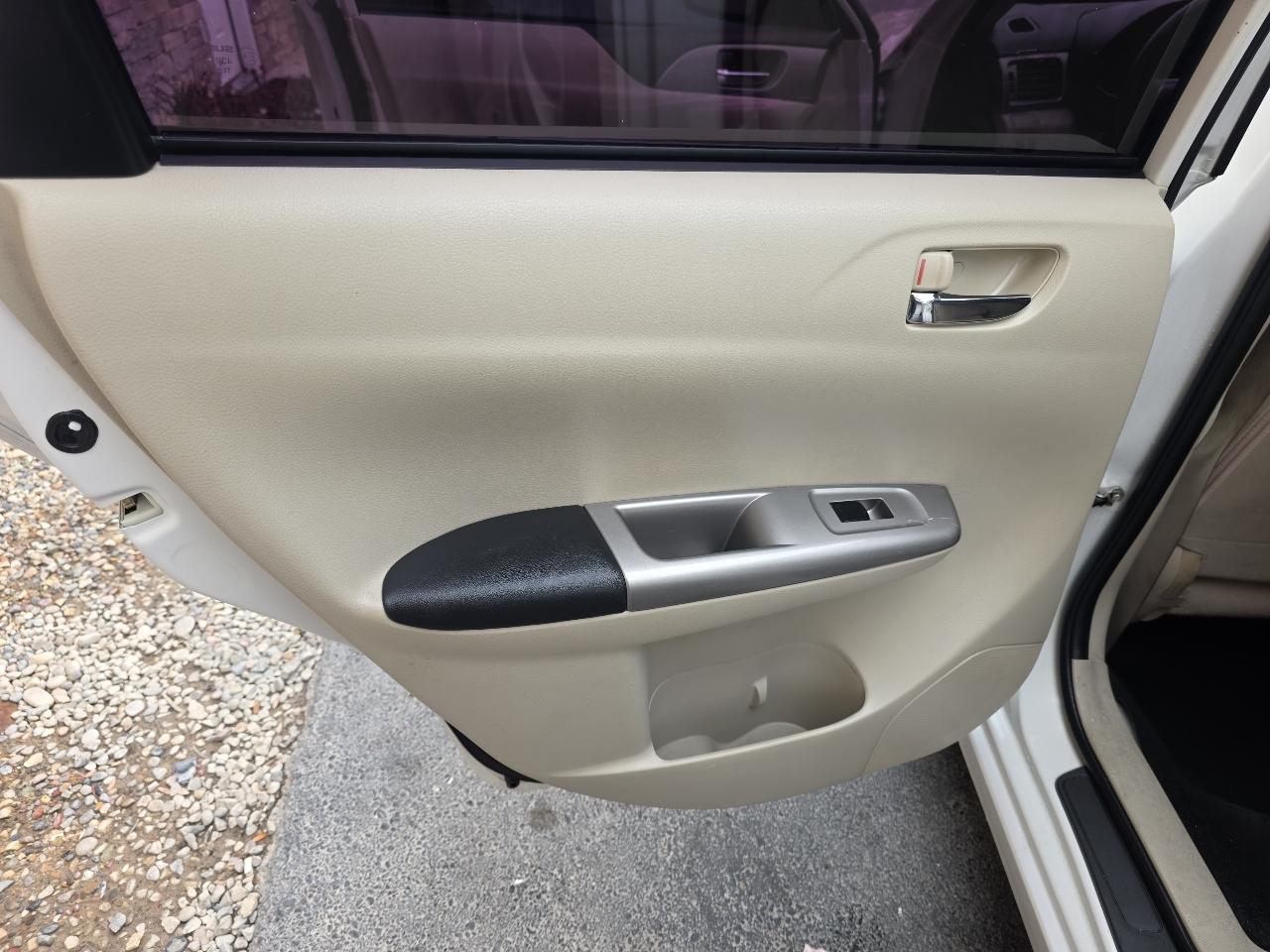 Subaru Impreza Sedan 4dr Auto 2.5i 2010