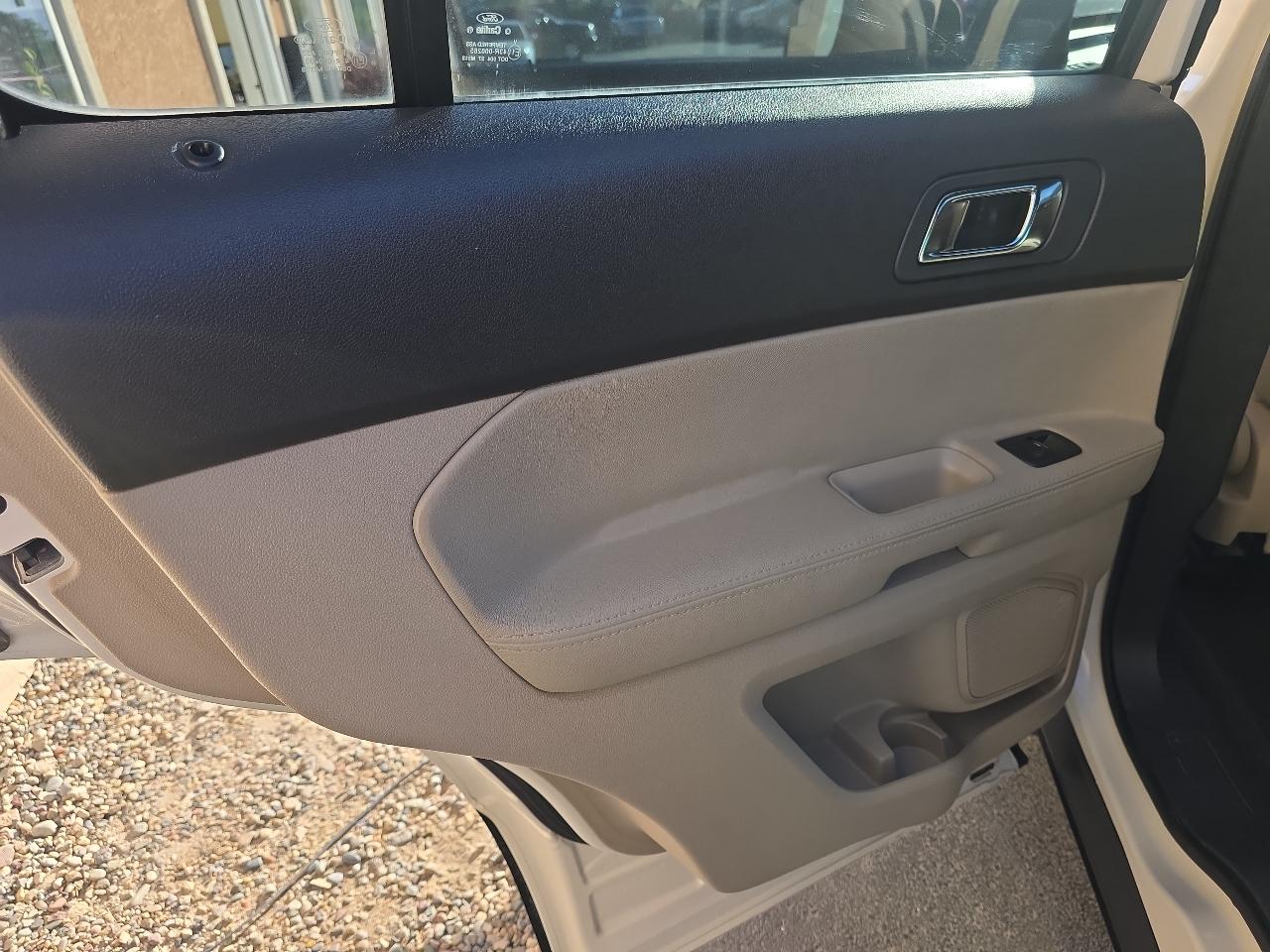 Ford Explorer 4WD 4dr Base 2011