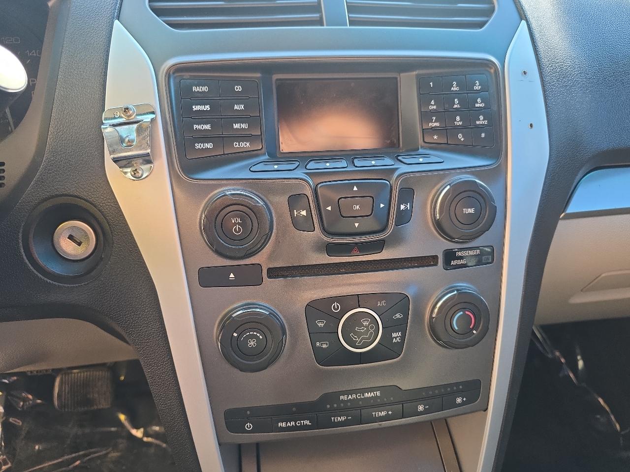 Ford Explorer 4WD 4dr Base 2011