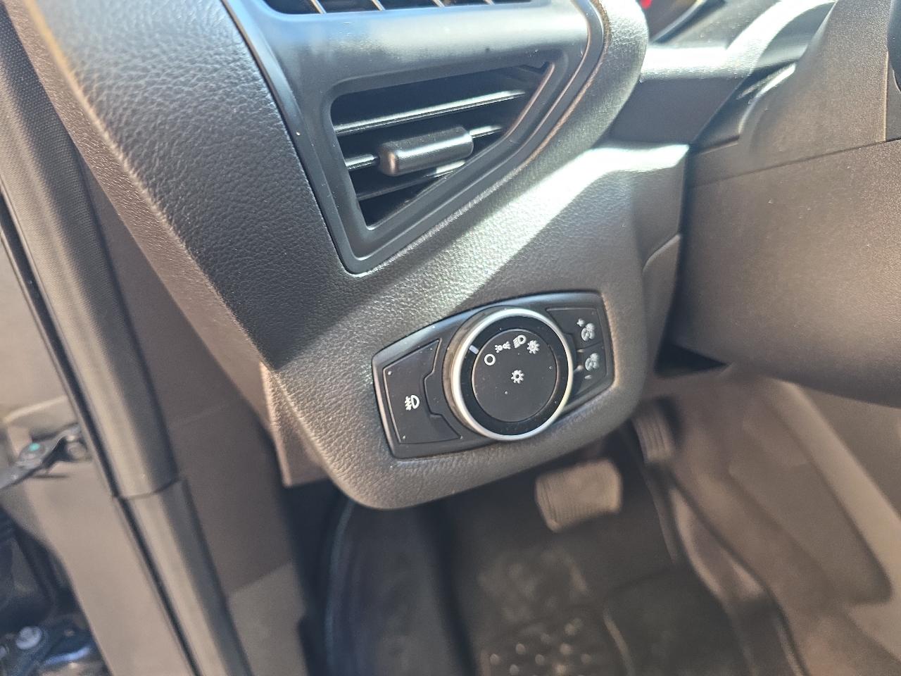 Ford Escape 4WD 4dr SE 2015