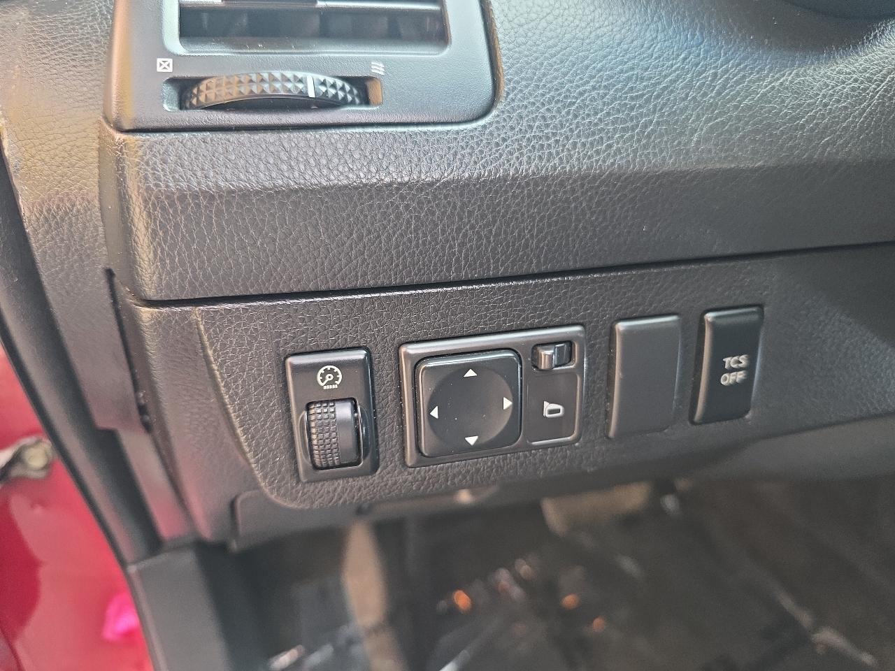 Nissan Maxima 4dr Sdn V6 CVT 3.5 SE 2007