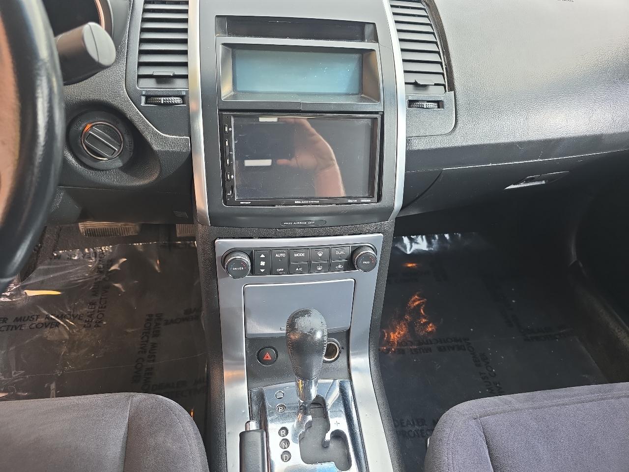 Nissan Maxima 4dr Sdn V6 CVT 3.5 SE 2007