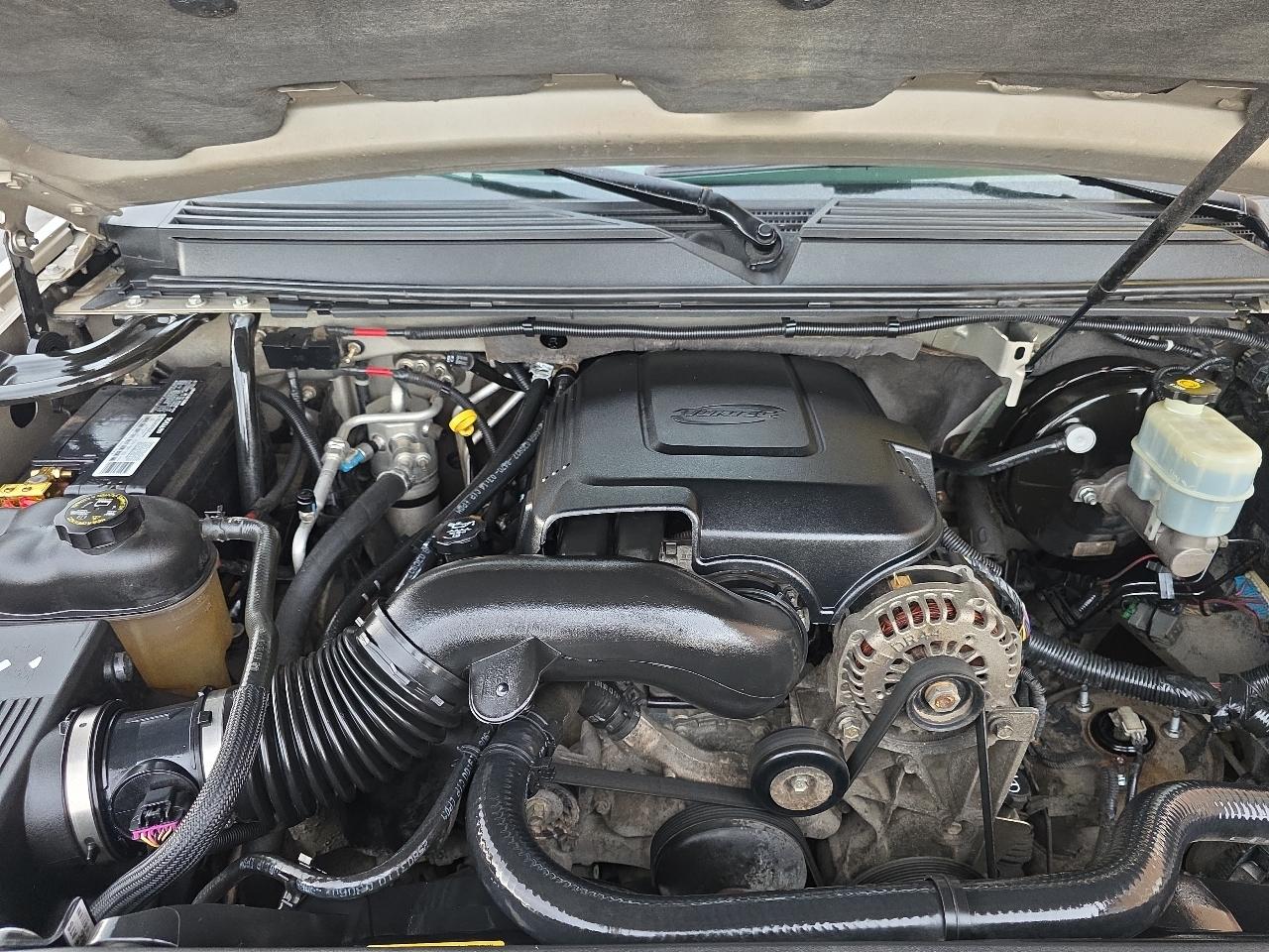 Cadillac Escalade AWD 4dr 2007