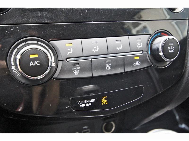 Nissan Rogue Sport  2020