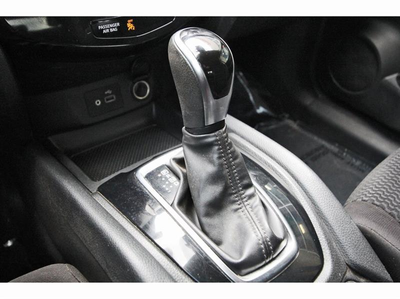 Nissan Rogue Sport  2020