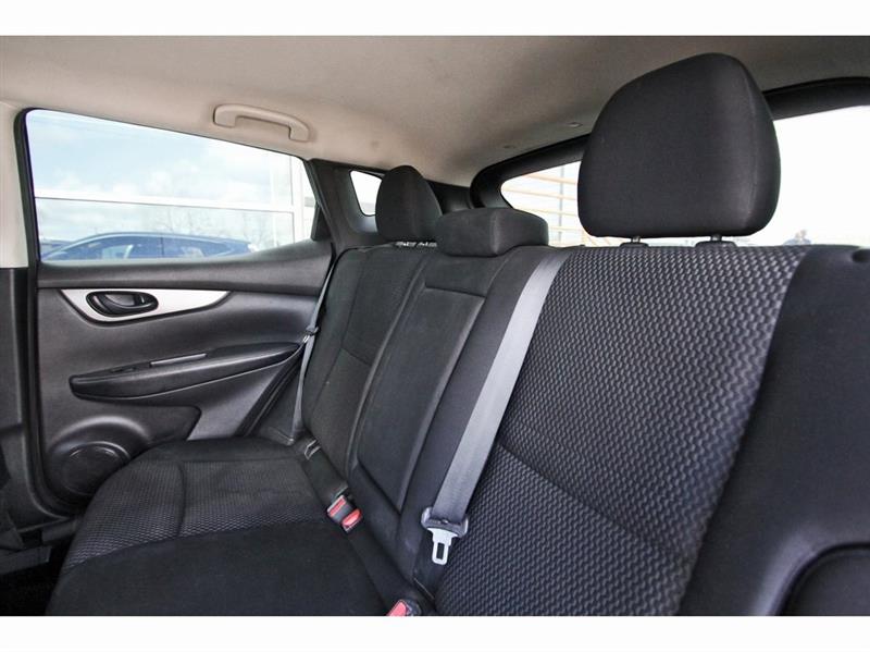 Nissan Rogue Sport  2020