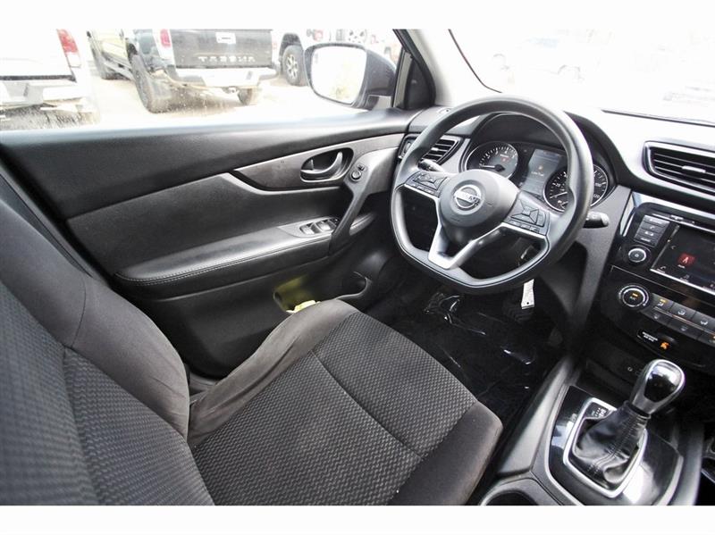 Nissan Rogue Sport  2020