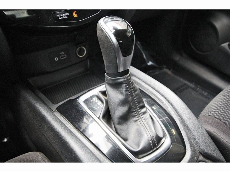 Nissan Rogue Sport  2020