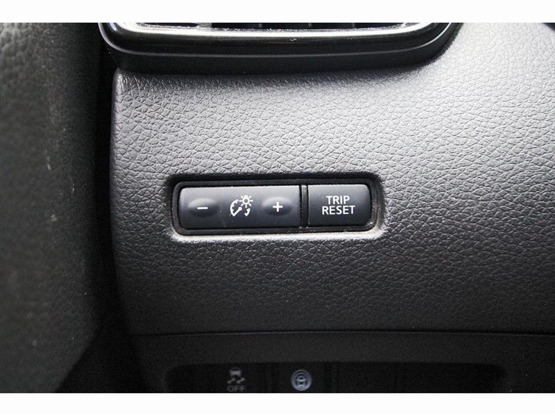 Nissan Rogue Sport  2020