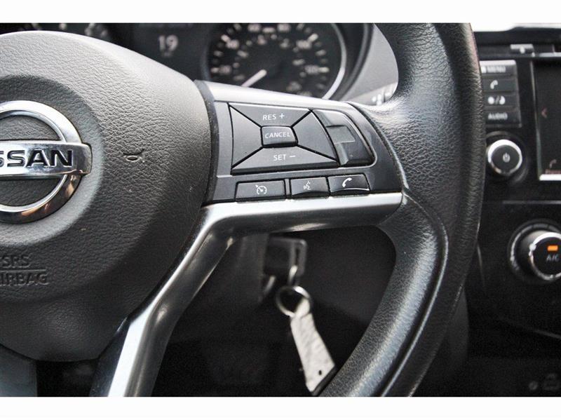 Nissan Rogue Sport  2020