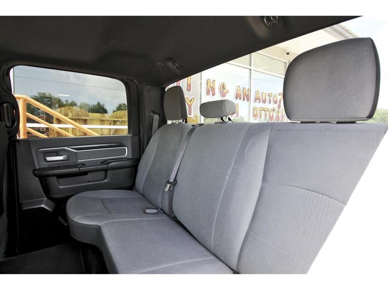 2022 Ram 2500 Big Horn photo 7