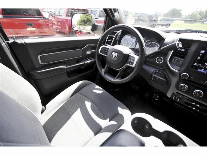2022 Ram 2500 Big Horn photo 8