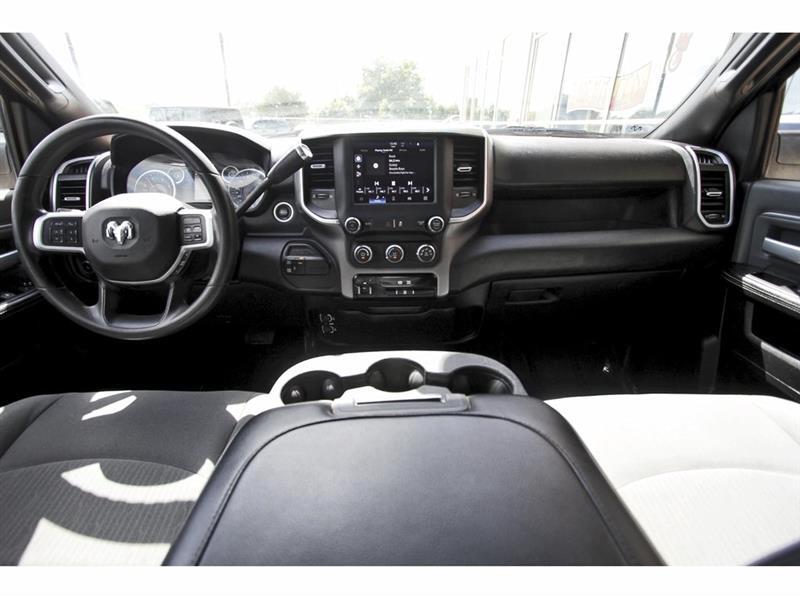 2022 Ram 2500 Big Horn photo 9