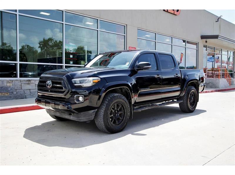 2022 Toyota Tacoma Limited photo 2