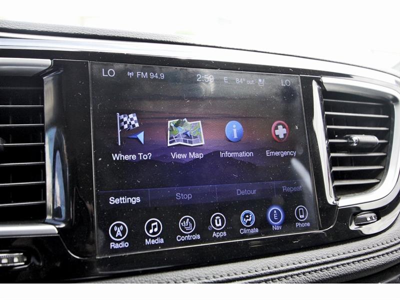 Chrysler Pacifica  2017