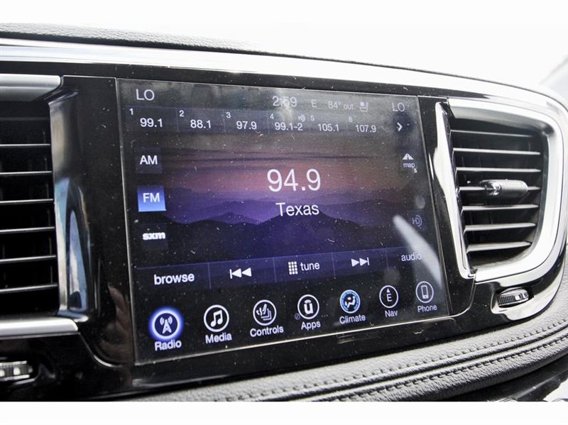 Chrysler Pacifica  2017