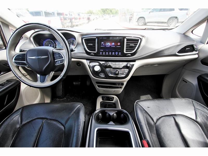 Chrysler Pacifica  2017