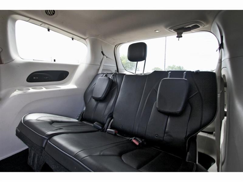 Chrysler Pacifica  2017