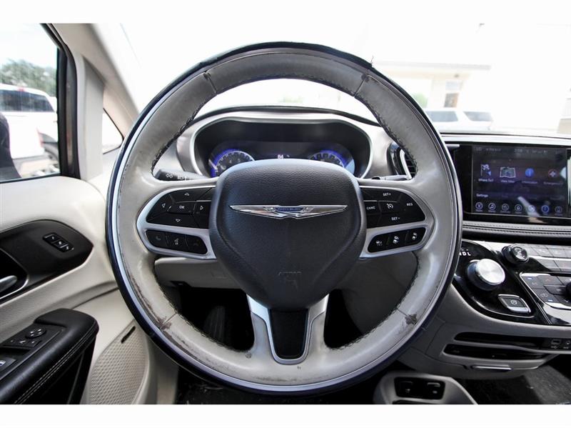 Chrysler Pacifica  2017