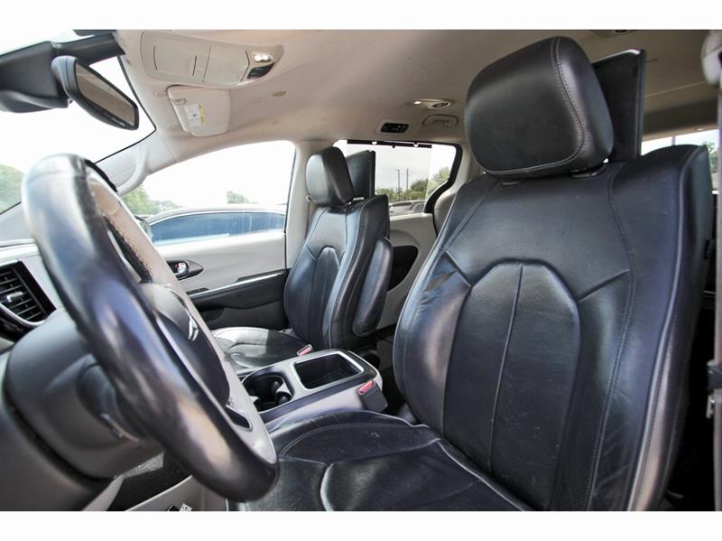 Chrysler Pacifica  2017