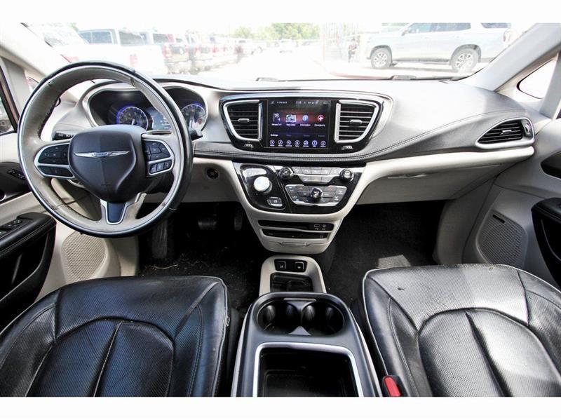 Chrysler Pacifica  2017