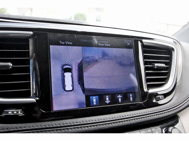 Chrysler Pacifica  2017