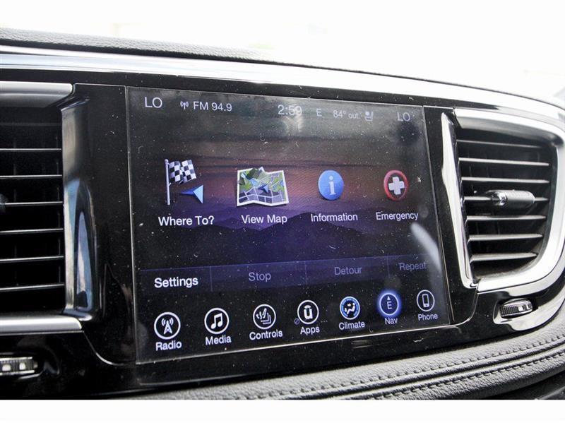 Chrysler Pacifica  2017