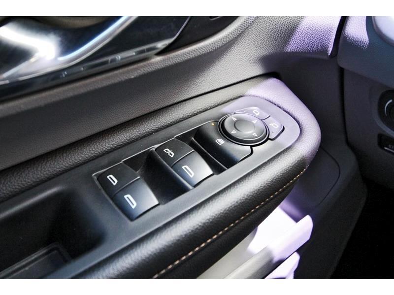 2020 Gmc Terrain SLE photo 22