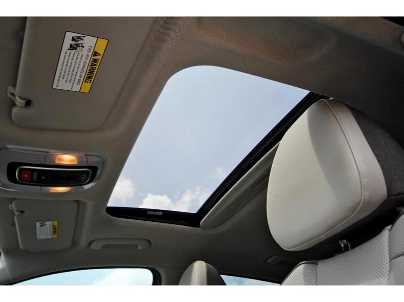 2023 Hyundai Elantra Limited photo 11