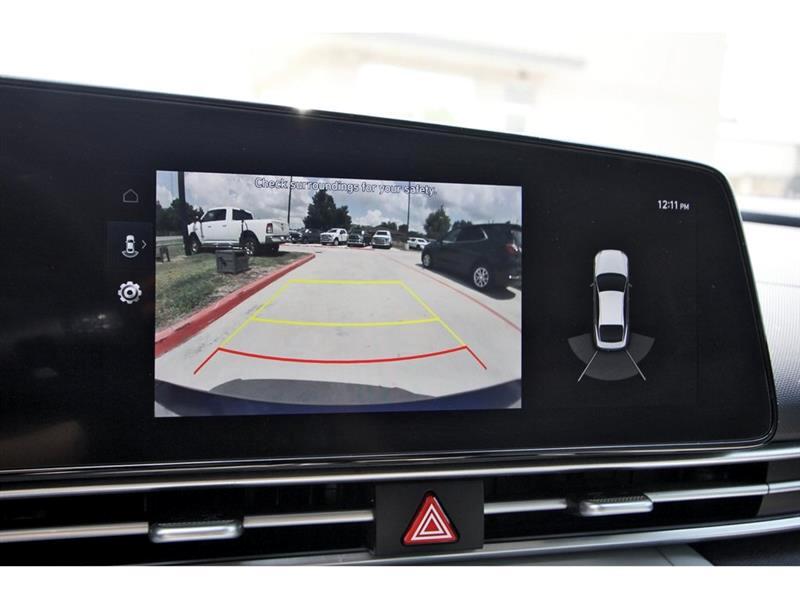 2023 Hyundai Elantra Limited photo 13