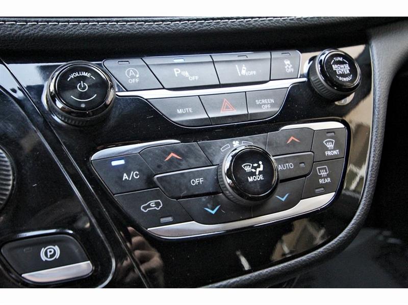 Chrysler Pacifica  2022