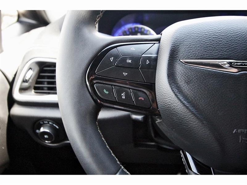 Chrysler Pacifica  2022