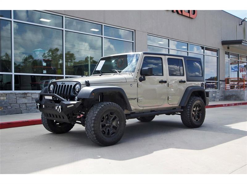 2017 Jeep Wrangler Unlimited Willys photo 2