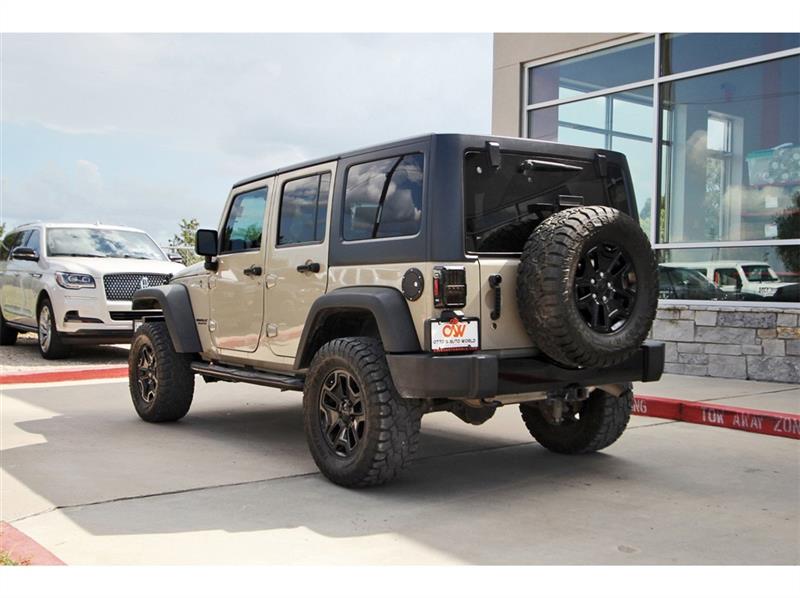 2017 Jeep Wrangler Unlimited Willys photo 4