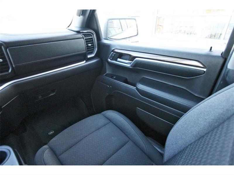 Chevrolet Silverado 1500  2024