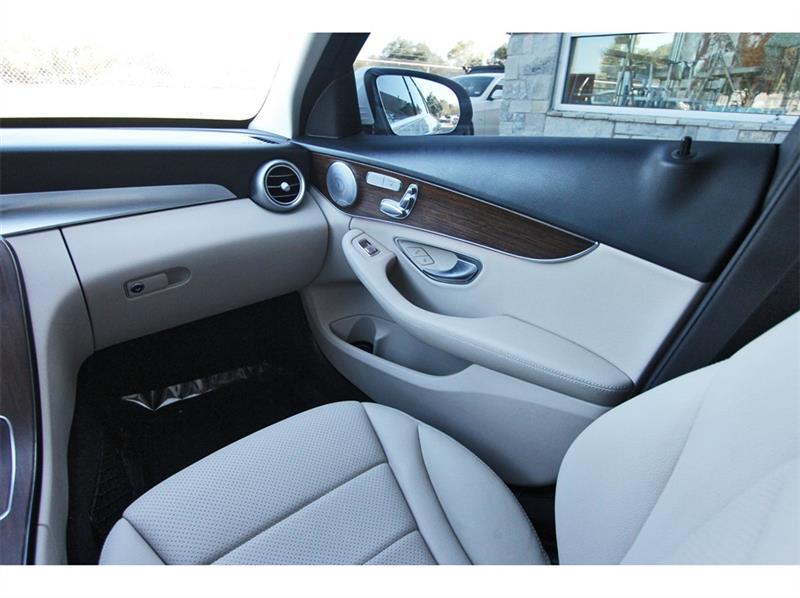 Mercedes-Benz C-Class  2021