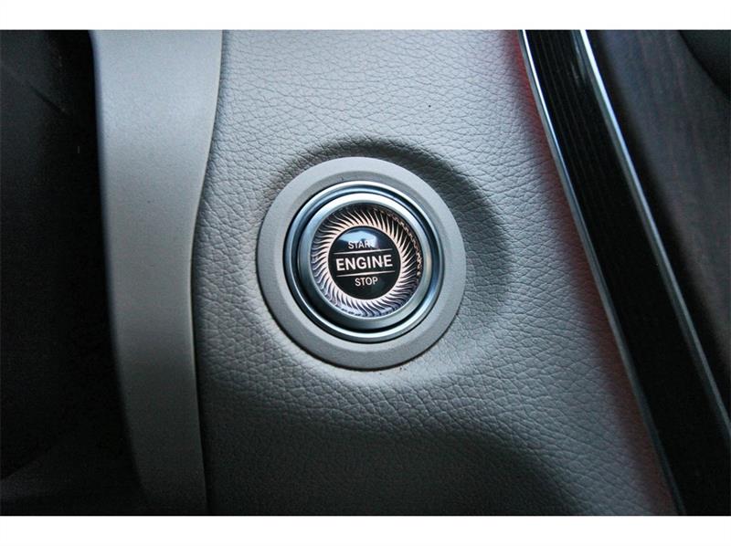 Mercedes-Benz C-Class  2021