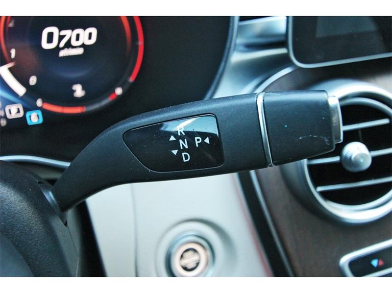 Mercedes-Benz C-Class  2021