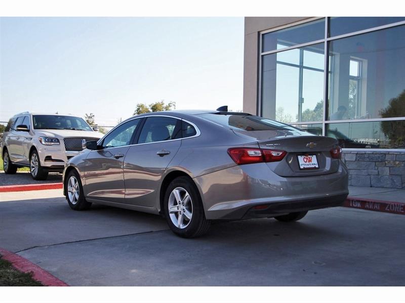 Chevrolet Malibu  2024