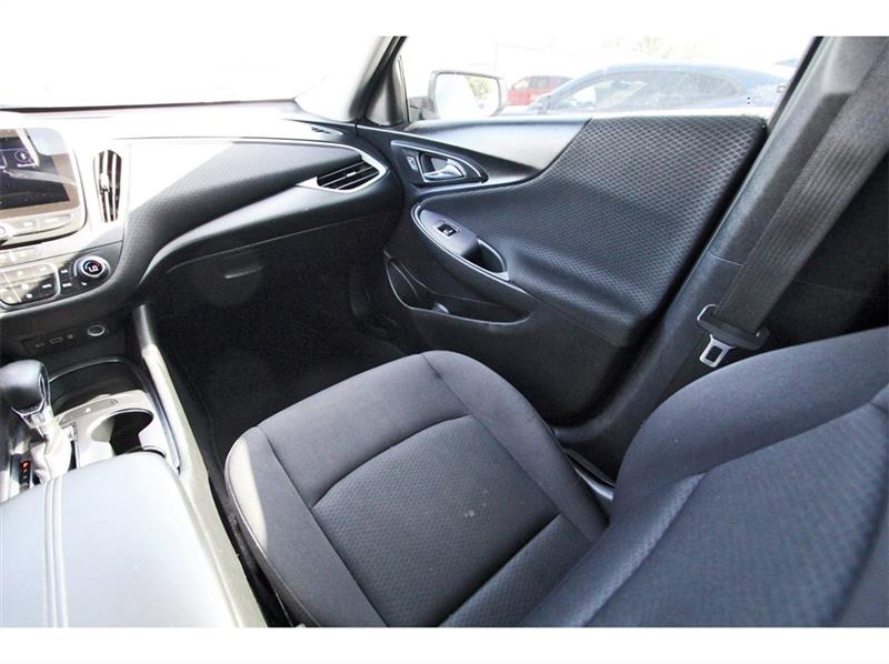 Chevrolet Malibu  2022